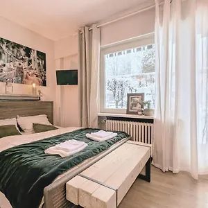Au Petit Bois Francia